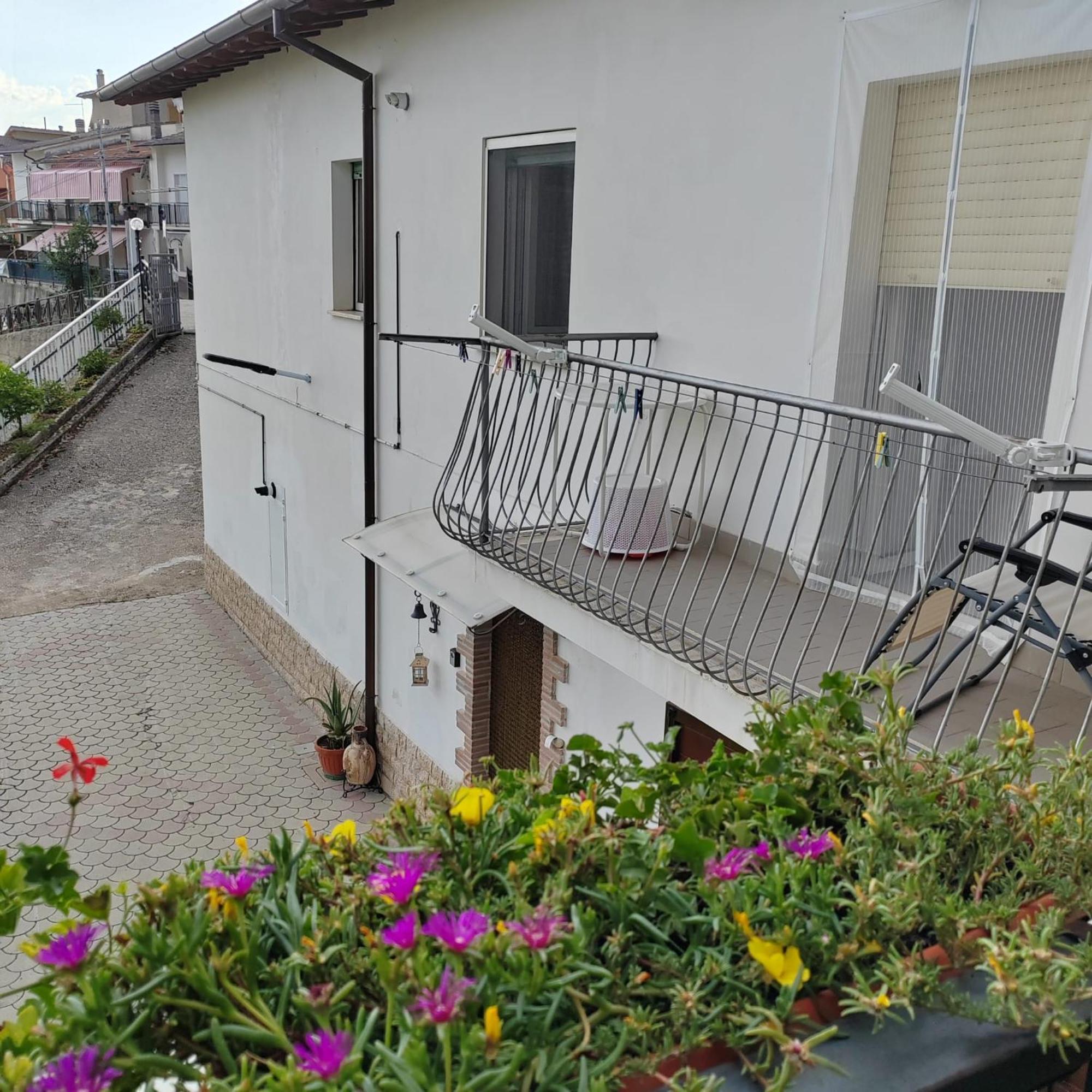 Casa San Giacomo Poggio Bustone Exteriör bild